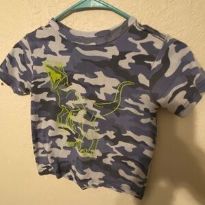 Doper Denim Boys Camo/Dinosaur Short Sleeve Tee Size 5